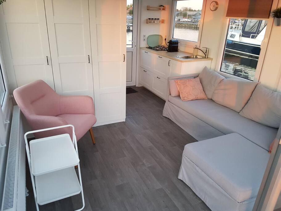 Tiny Lakehouse Zeewolde Exterior photo